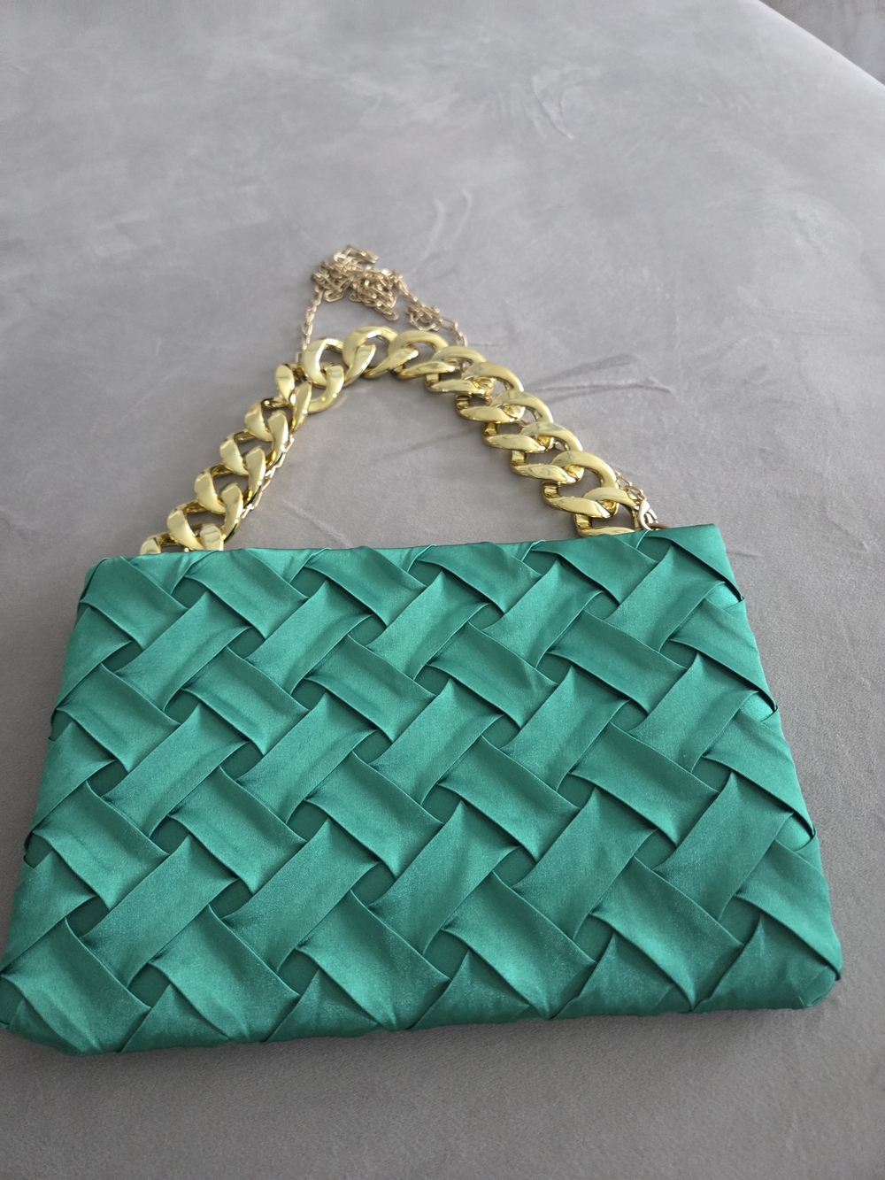 Emerald Woven Chain-Handle Clutch - Gold Hardware